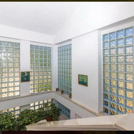 Komoseva Apartment *