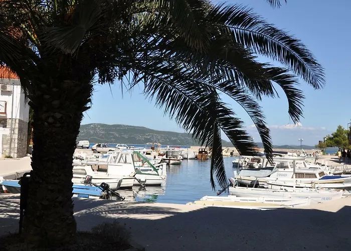 Komoseva Apartament *